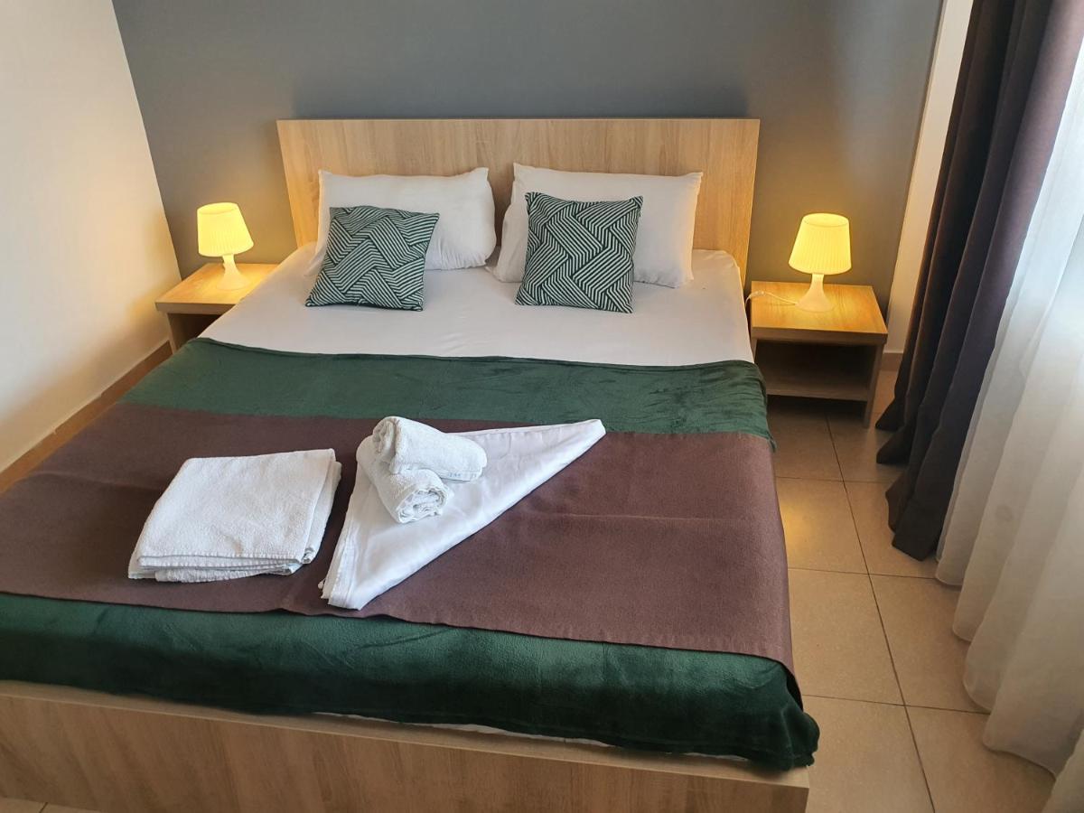 Villa Accommodation Bucharest Luaran gambar