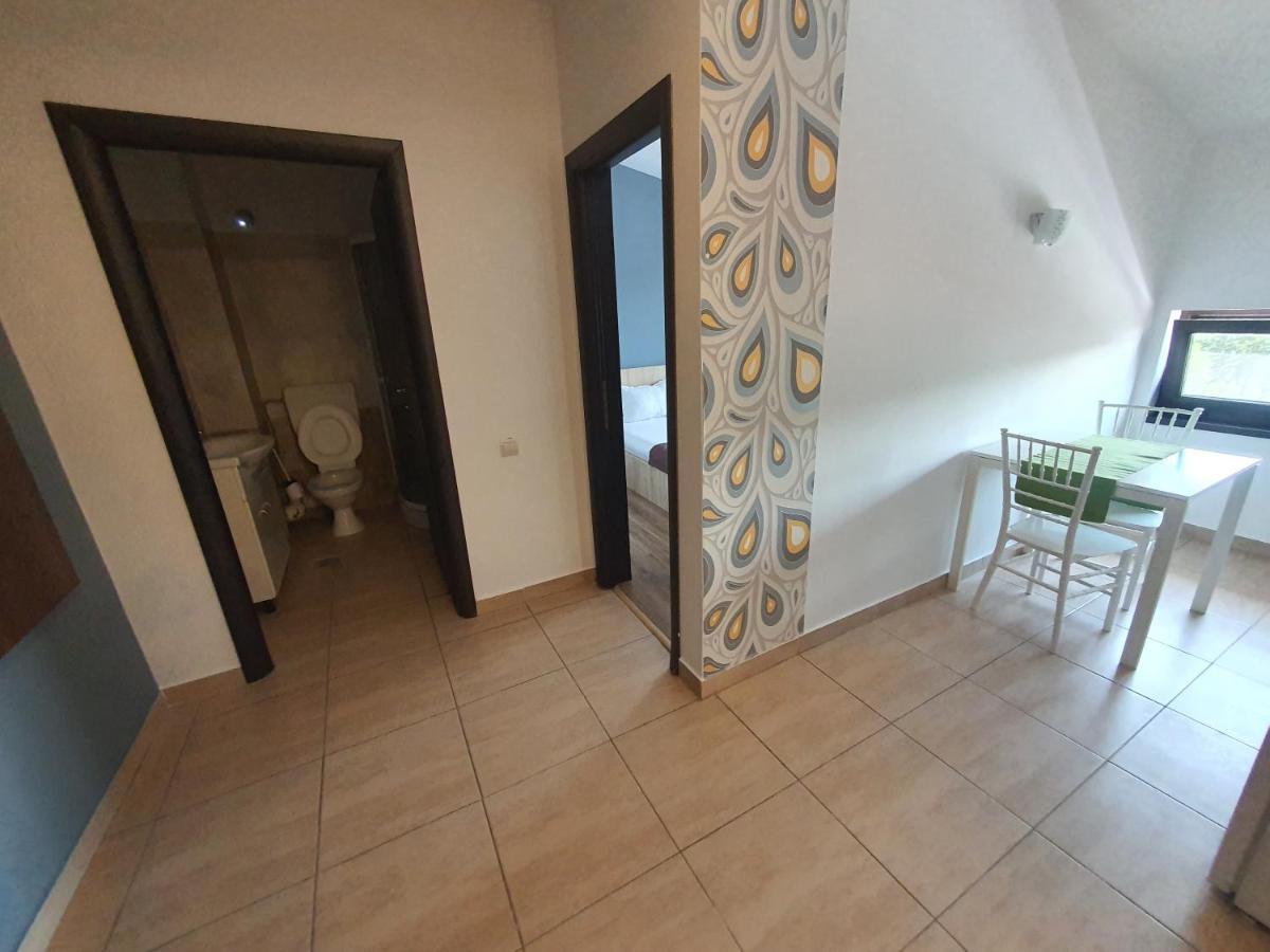 Villa Accommodation Bucharest Luaran gambar