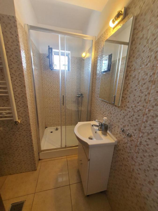 Villa Accommodation Bucharest Luaran gambar