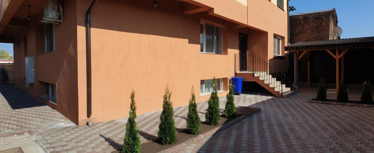 Villa Accommodation Bucharest Luaran gambar