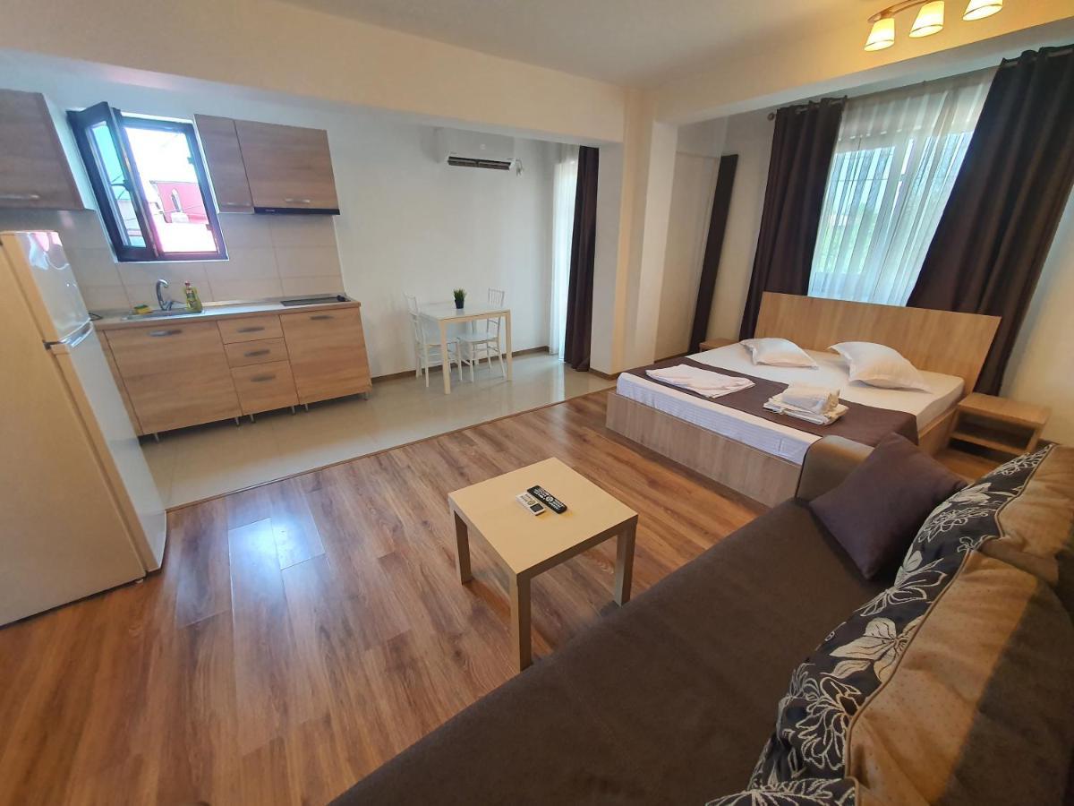 Villa Accommodation Bucharest Luaran gambar